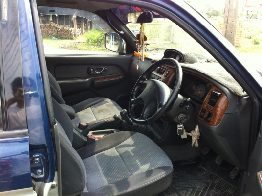 ขายมิตซูบิชิ สตราด้า 4 ประตู (4wd)