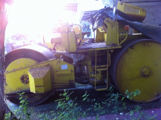 ขายด่วนรถบด3ล้อเหล็กSAKAI R2 เกาญี่ปุ่น เอกสารใบแจ้งจำหน่าย