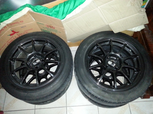 ลดฝุด ฝุด ด่วน ขายล้อแมก พร้อมยาง แถมน็อต ใส่ได้เลย