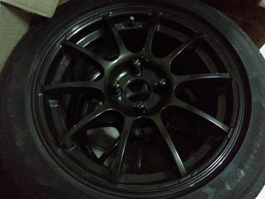 ลดฝุด ฝุด ด่วน ขายล้อแมก พร้อมยาง แถมน็อต ใส่ได้เลย