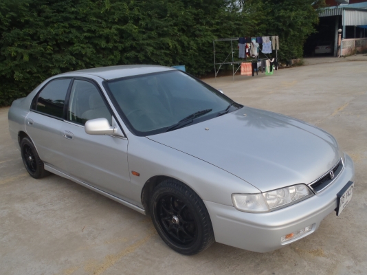 รถสภาพสวยขายถูก โฉมนี้ยังสวยอยู่ ไม่ต้องซื้อรถแพง