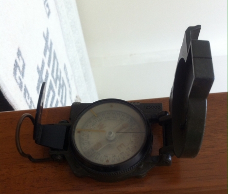 เข็มทิศทหาร เข็มทิศทหาร