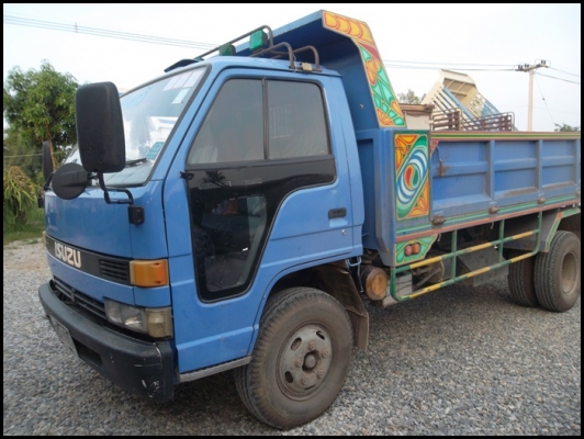 ขายด่วน รถบรรทุก 6 ล้อ ISUZU NPR 120 แรง กระบะดั้ม รถสภาพเดิมๆ สวย พร้อมใช้งาน