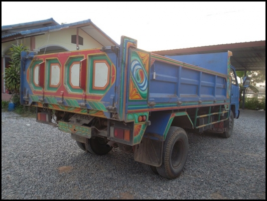 ขายด่วน รถบรรทุก 6 ล้อ ISUZU NPR 120 แรง กระบะดั้ม รถสภาพเดิมๆ สวย พร้อมใช้งาน