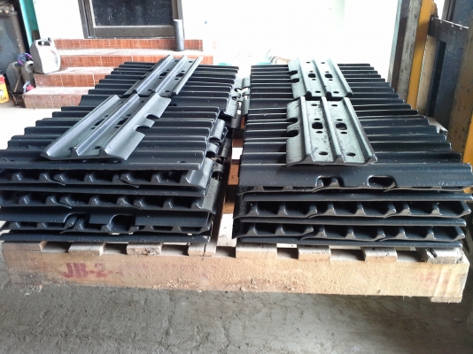 ขายใบแทร็คkobelco SK120