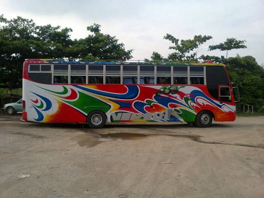 ขายรถบัสมือสองคุณภาพดี ทำสีมาใหม่
