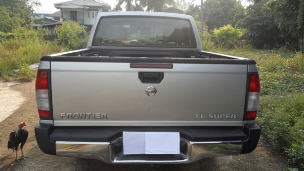 ขายรถกะบะนิสสันฟรอนเทีย 4 ประตู