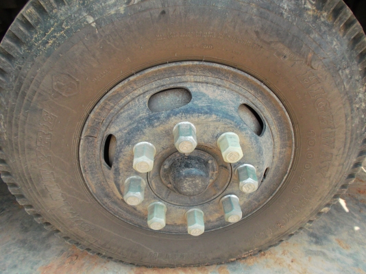 ขายด่วนรถสิบล้อMAGAเครือง260แรงหัวลากปี47นํ้ามัน30000ลิ