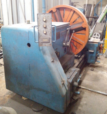 เครื่องกลึงขนาดใหญ่ 1255mm X 1800mm