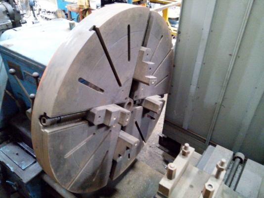 เครื่องกลึงขนาดใหญ่ 1255mm X 1800mm
