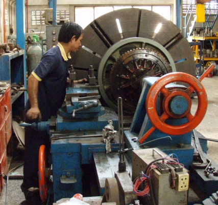 เครื่องกลึงขนาดใหญ่ 1255mm X 1800mm