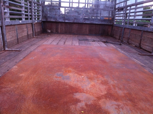 ขายกะบะ พร้อมคอก NPR115