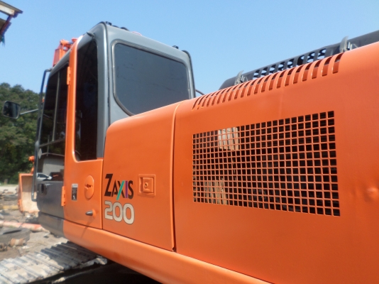 ขายแบคโฮ  HITACHI  ZX 200-1