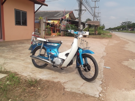 ขายหรือแลกตัวถังหน้า C70 สต๊าทมือ สีใหม่มีเล่มทะเบียนภาษีขาด 3 เดือน ใครอยู่ใกล้ๆมาดูได้ อ.อรัญ จ.สระแก้ว