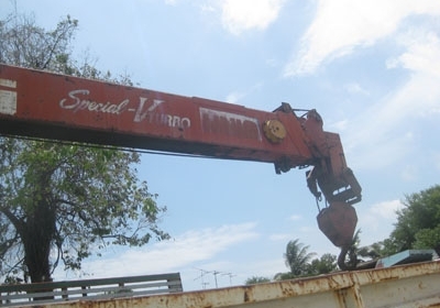 ขาย FVM 175 แรง ติดเครน 3 ตัน 4 ท่อน กระบะ 5.5 เมตร โทร 088-4501277