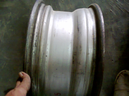 กะทะเพลาลอย R14X6.5 6รู เพลาF คู่ละ3500