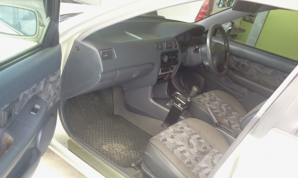 ขายรถ TOYOTA SOLUNA 1.5 GLI หยดน้ำ AIR BAG ABS เกียร์ธรรมดา สภาพสวยรถมือเดียวออกห้าง