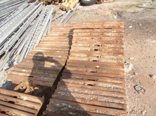 โซ่พร้อมแผ่นแทร็ค+กระบอก PC300 รุ่น6