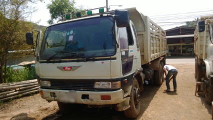 ขายรถบรรทุกสิบล้อดั๊มพ์ HINO 3H เครื่องเดิม เกียร์เดิม แชสซีไม่ผุ ไม่บวม ต้องมีเก็บงานประตู หัวนิดหน่อย