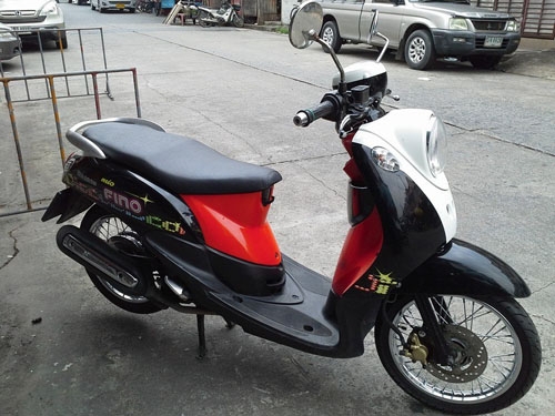 fino ปี 53 สีดำ รถบ้าน ชุดสีสวย เครื่องเดิมแน่นๆ ไม่หลวม ไม่มีควันขาว เอกสารชุดโอนครย