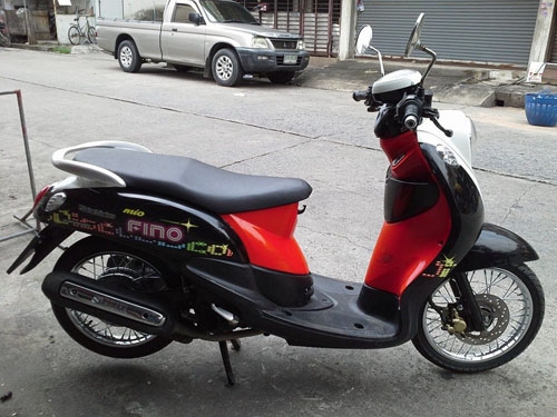 fino ปี 53 สีดำ รถบ้าน ชุดสีสวย เครื่องเดิมแน่นๆ ไม่หลวม ไม่มีควันขาว เอกสารชุดโอนครย