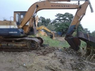 ***** ขายแบคโฮ โคมัตสุ PC 100 สนใจสอบถาม 0894941755 *****