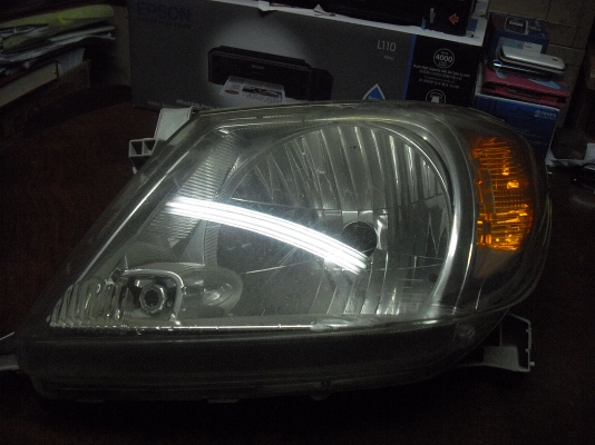 ขายไฟหน้า วีโก้ (ซ้าย-ขวา) จำนวน 1 คู่