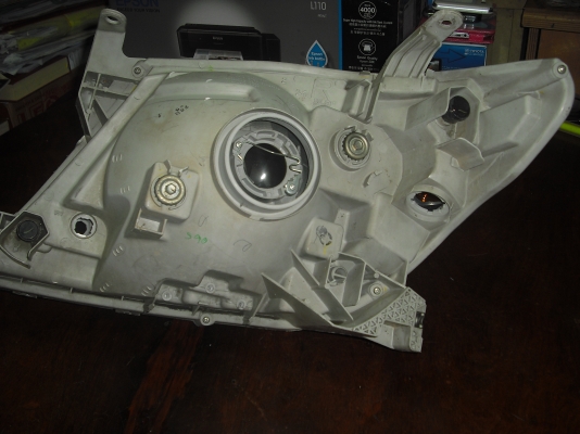 ขายไฟหน้า วีโก้ (ซ้าย-ขวา) จำนวน 1 คู่