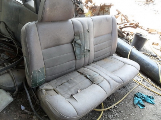 ขายยกทั้งหัวเก๋งรถ toyotaขายแล้วครับ-