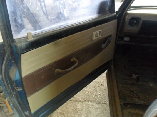 ขายยกทั้งหัวเก๋งรถ toyotaขายแล้วครับ-