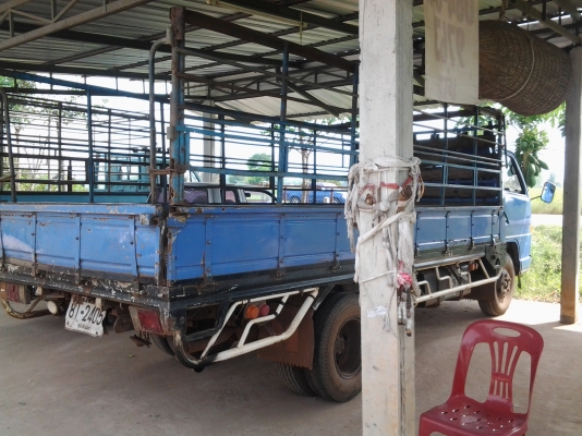 ISUZU NKR 110 เครื่อง 4BE1 เพาเวอร์ ประกอบ กะบะยาว 4.3 เกียรยาวยกหัวไม่ได้