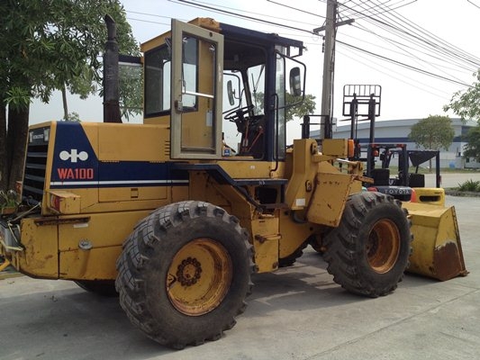 ขาย WA100-1 สภาพพร้อมใช้ มีเก๋งพร้อม นำเข้าจากประเทศญี่ปุ่น ติดต่อ อำพล/ 090-9694506, 080-3031241