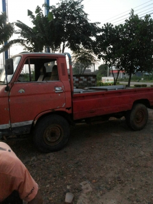ขาย nisson โกลบอล เครื่องisuzu 85เเรงทะเบียนครบ คัตซีสวย