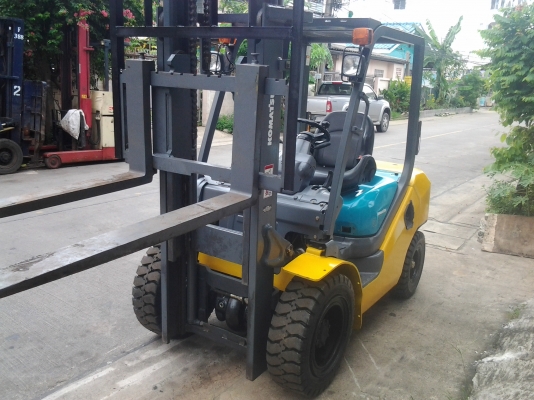 รถยก KOMATSU FD25C-16 เสา3เมตร เกียร์ธรรมดา