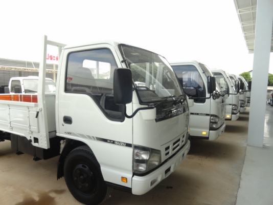 พิเศษสุด ISUZU NKR 135HP ดาวน์ 200,000 ด่วนมีจำนวนจำกัด