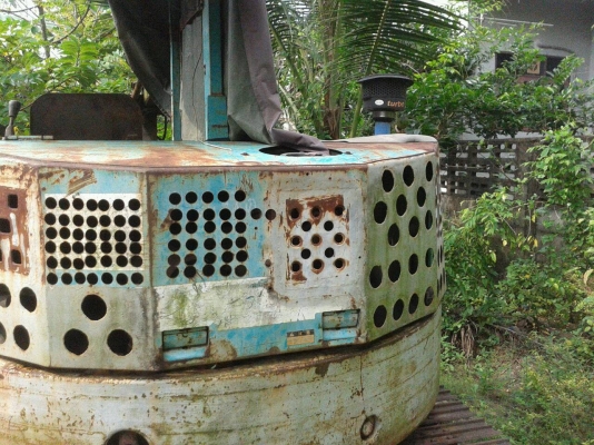 ขายรถขุด KOMATSU  PC38uu-1 ขายตามสภาพครับ 0818618678