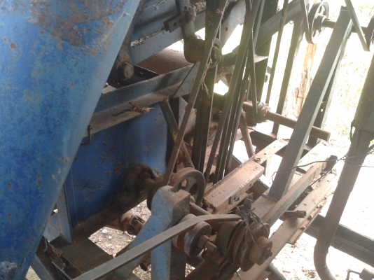 ขายรถนวดข้าว KB2200