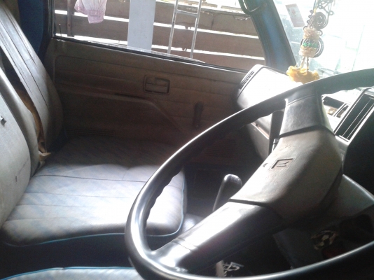 ขาย 6 ล้อ ISUZU TL85 แซสซีสวย