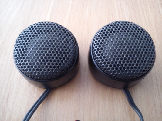 ทวิตเตอร์ SONY แบบโดมผ้า