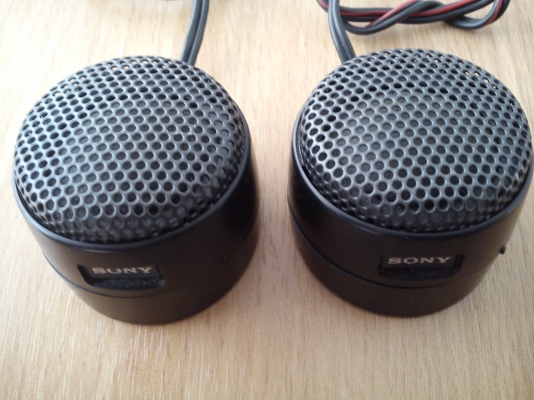 ทวิตเตอร์ SONY แบบโดมผ้า