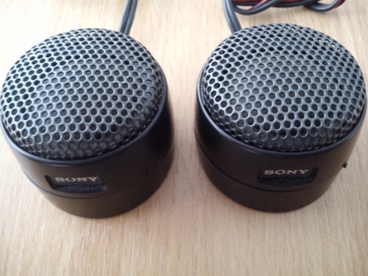 ทวิตเตอร์ SONY แบบโดมผ้า