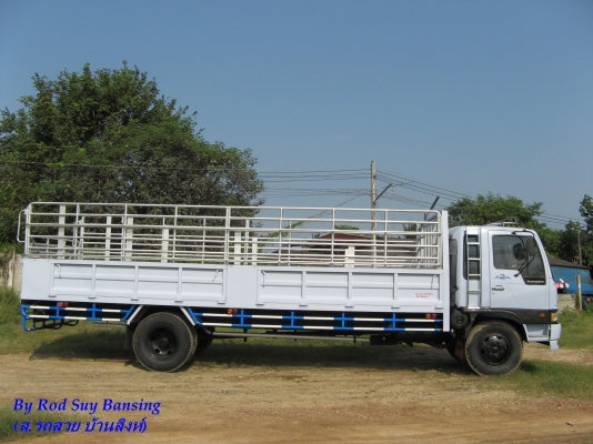 ขาย 6ล้อ ฮีโน่ สิงห์ไฮเทค 210 แรง ยาว 7.10  สภาพสวยเดิมเครื่องดี พร้อมใช้งาน ชมก่อนได้ครับ สนใจติดต่อ 081-9425443