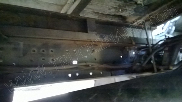 รถบรรทุก 6 ล้อ ยี่ห้อ ISUZU รุ่น NPR  120 แรงม้า