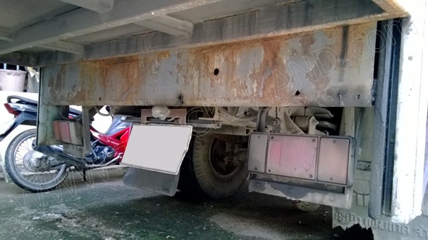 รถบรรทุก 6 ล้อ ยี่ห้อ ISUZU รุ่น NPR  120 แรงม้า