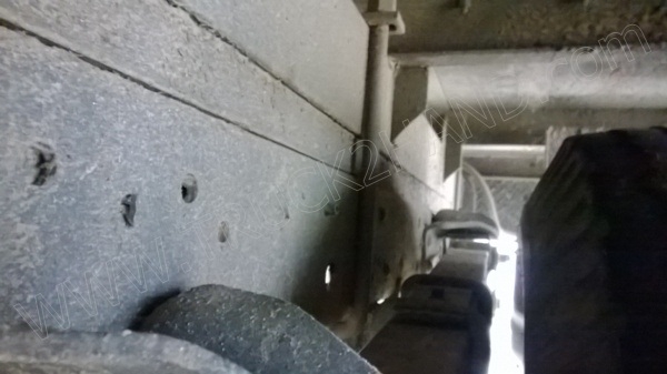 รถบรรทุก 6 ล้อ ยี่ห้อ ISUZU รุ่น NPR  120 แรงม้า