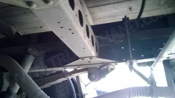 รถบรรทุก 6 ล้อ ยี่ห้อ ISUZU รุ่น NPR  120 แรงม้า