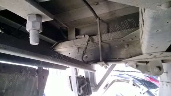 รถบรรทุก 6 ล้อ ยี่ห้อ ISUZU รุ่น NPR  120 แรงม้า