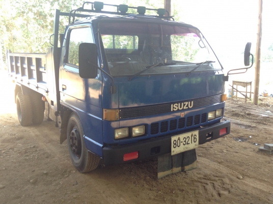 ISUZU NPR 115 ขาย 500000 หัวเกียร์สั้น สโลว์กลาง ISUZU NPR 115 ขาย 500000 หัวเกียร์สั้น สโลว์กลาง