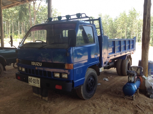 ISUZU NPR 115 ขาย 500000 หัวเกียร์สั้น สโลว์กลาง ISUZU NPR 115 ขาย 500000 หัวเกียร์สั้น สโลว์กลาง