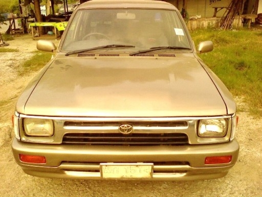 ขายรถ โตโยต้า ไมตี้เอกซ์ 4 ประตู(Mighty-X)เกียร์ธรรมดา+ เครื่องดีเซล2500(2L) แชสซีสวย+เครื่องแน่น+แอร์เย็น+พ.เพาเวอร์